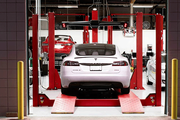 Tesla Quick Service Centers should improve the quality of their after-sales service