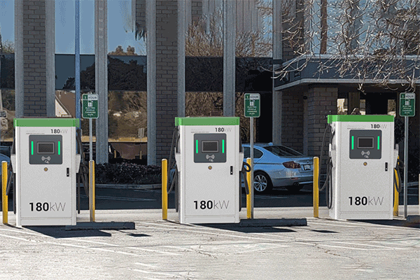 Why DC Fast Charging Stations are Essential For Long-Distance EV Travel?