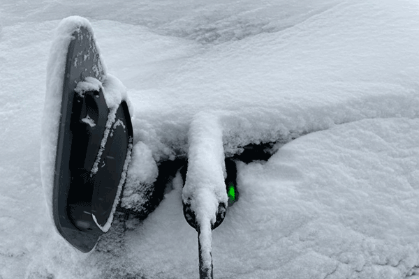 How to Address the Challenges of EV in Cold Winter Conditions